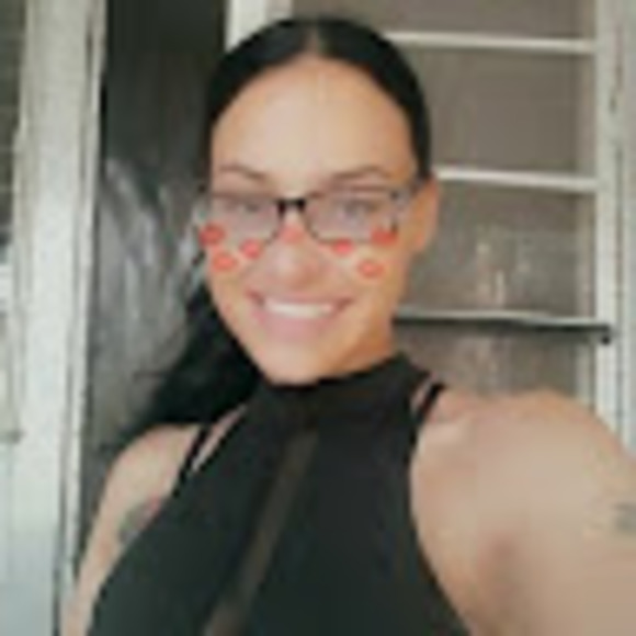 Meet your Posher, Alicia - Picture 1 of 1